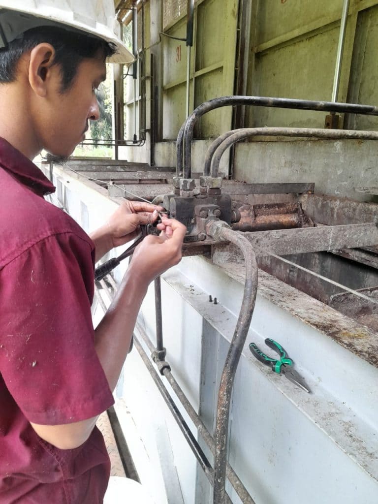 IMG-20250327-WA0021-768x1024-1